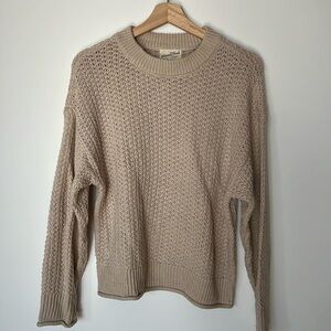 Universal Thread | XS Cream Crewneck Sweater